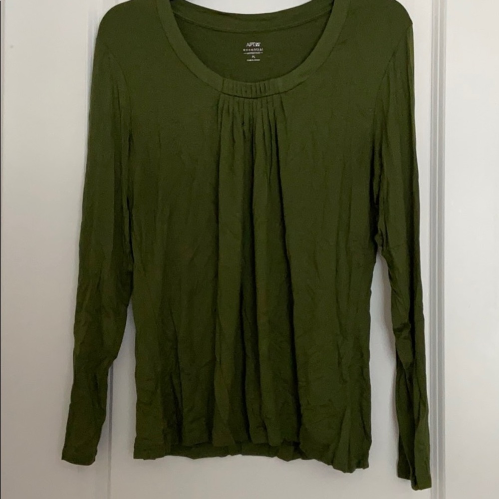 Apt 9 Scoopneck